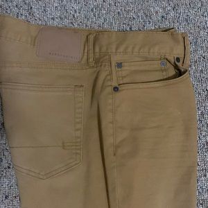 Aeropostale skinny tan pants